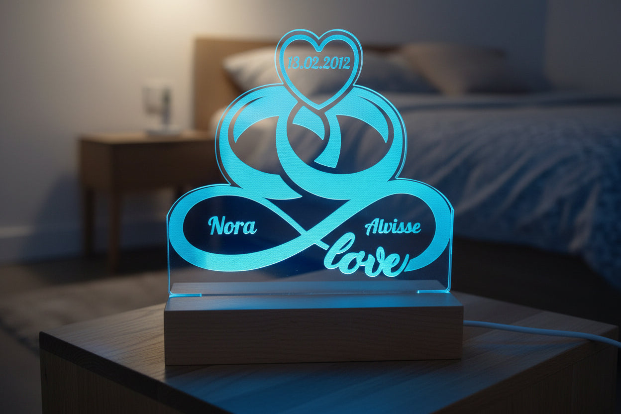 Personalisierte LED-Acrylleuchte „Love“
